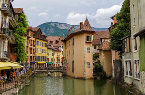 Couvreur urgence Annecy